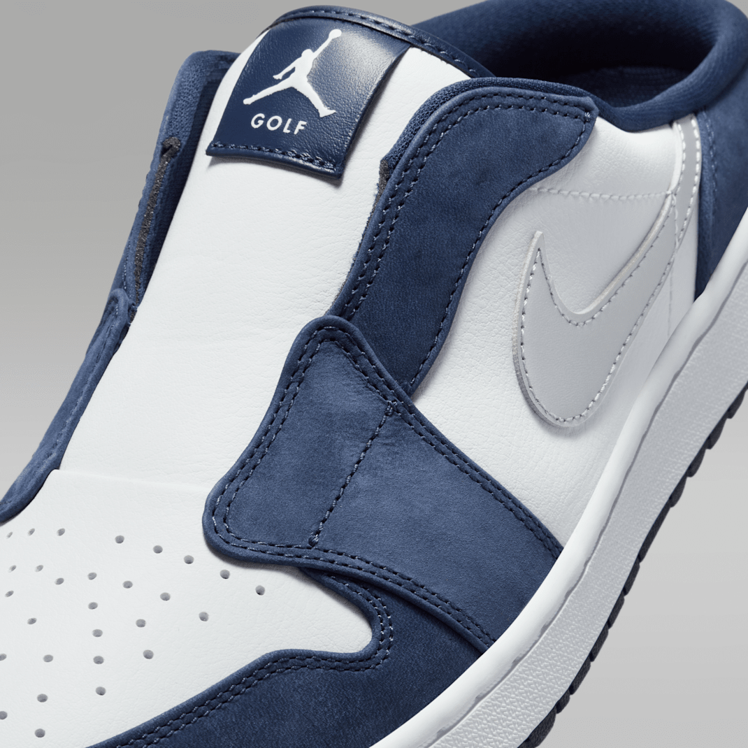 White/Midnight Navy/Metallic Silver