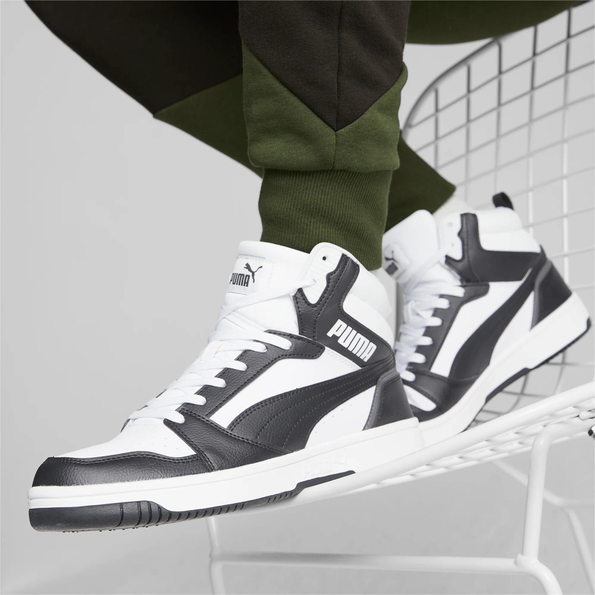 PUMA White-PUMA Black-Shadow Gray-PUMA White
