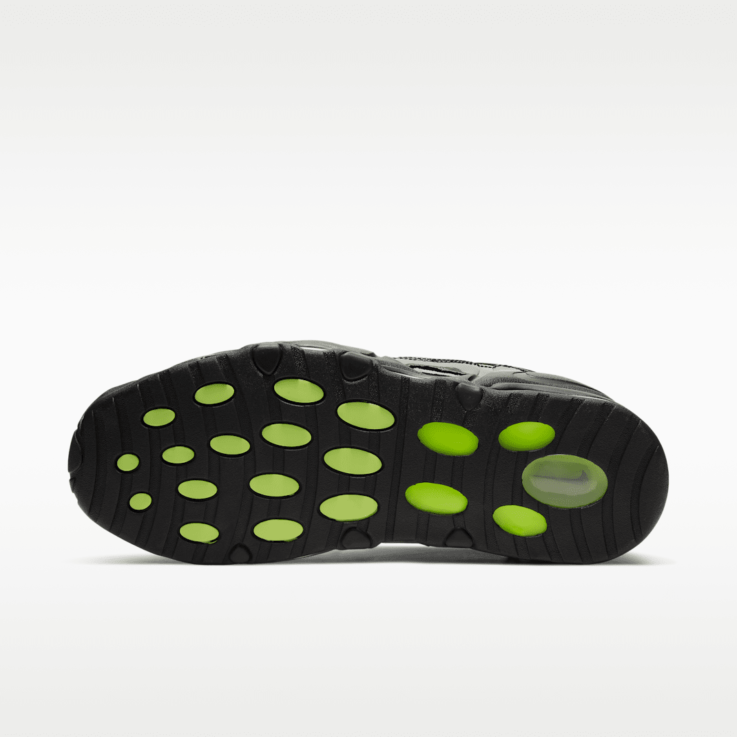 Black/Volt