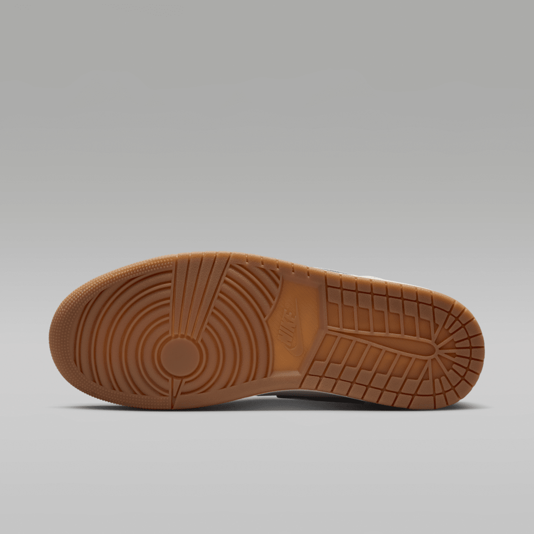 Phantom/Gum Dark Brown/University Red/Sail