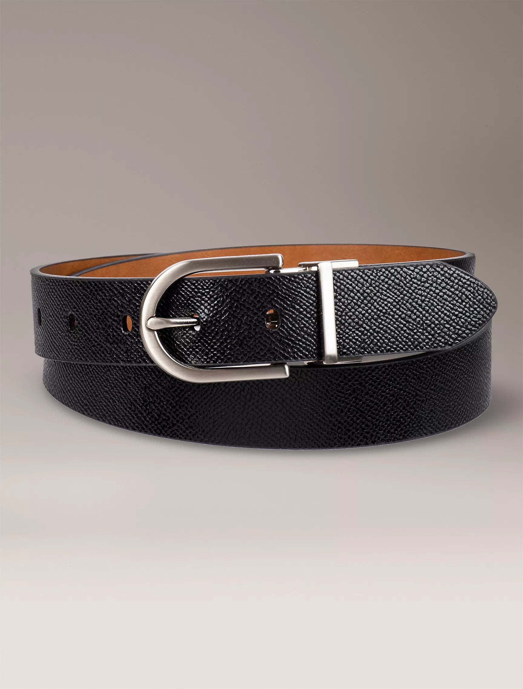 Saddle/Black