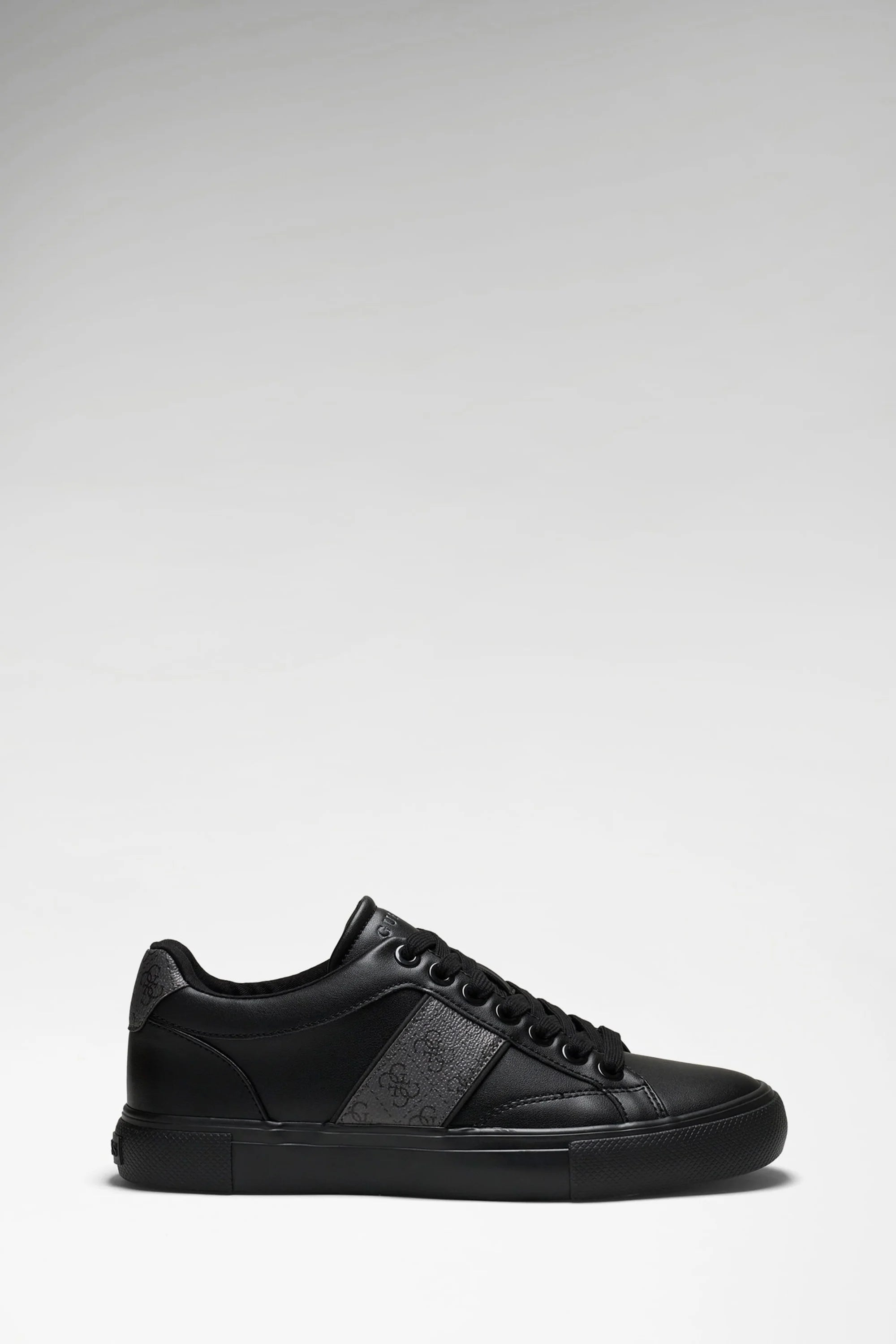 Black 001