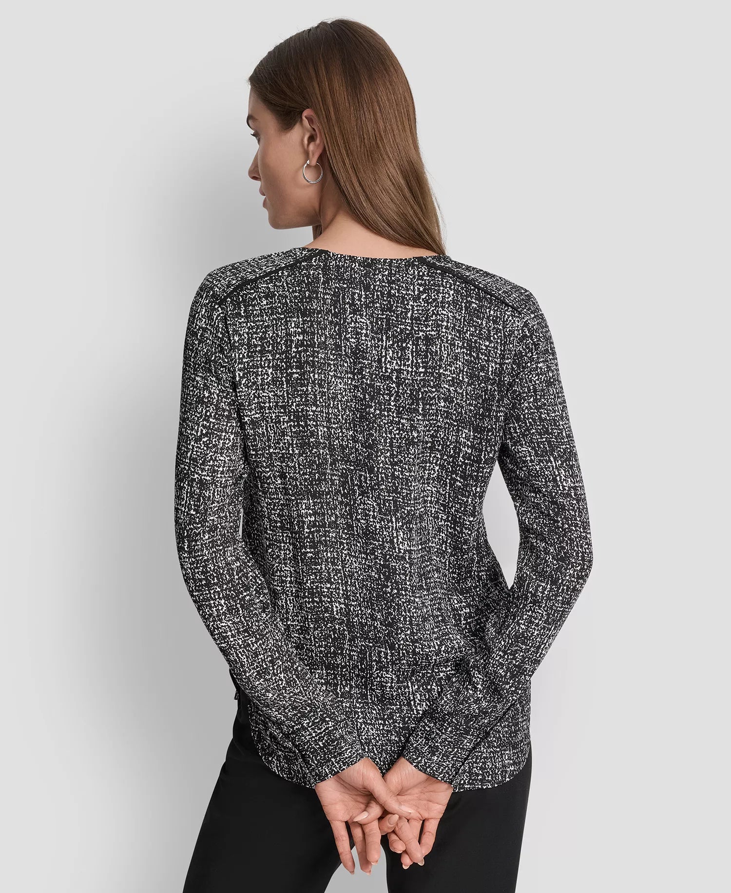 Black/ Ivory