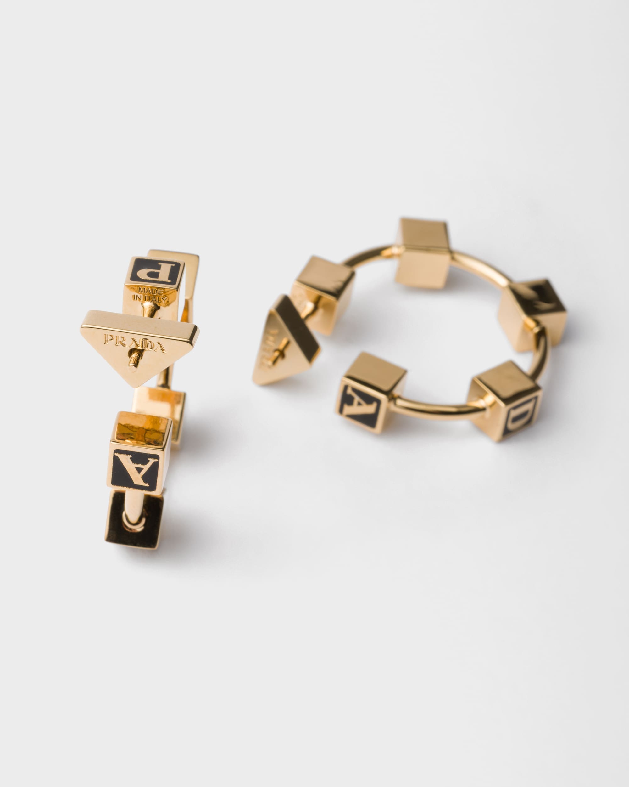 Dorado/Negro