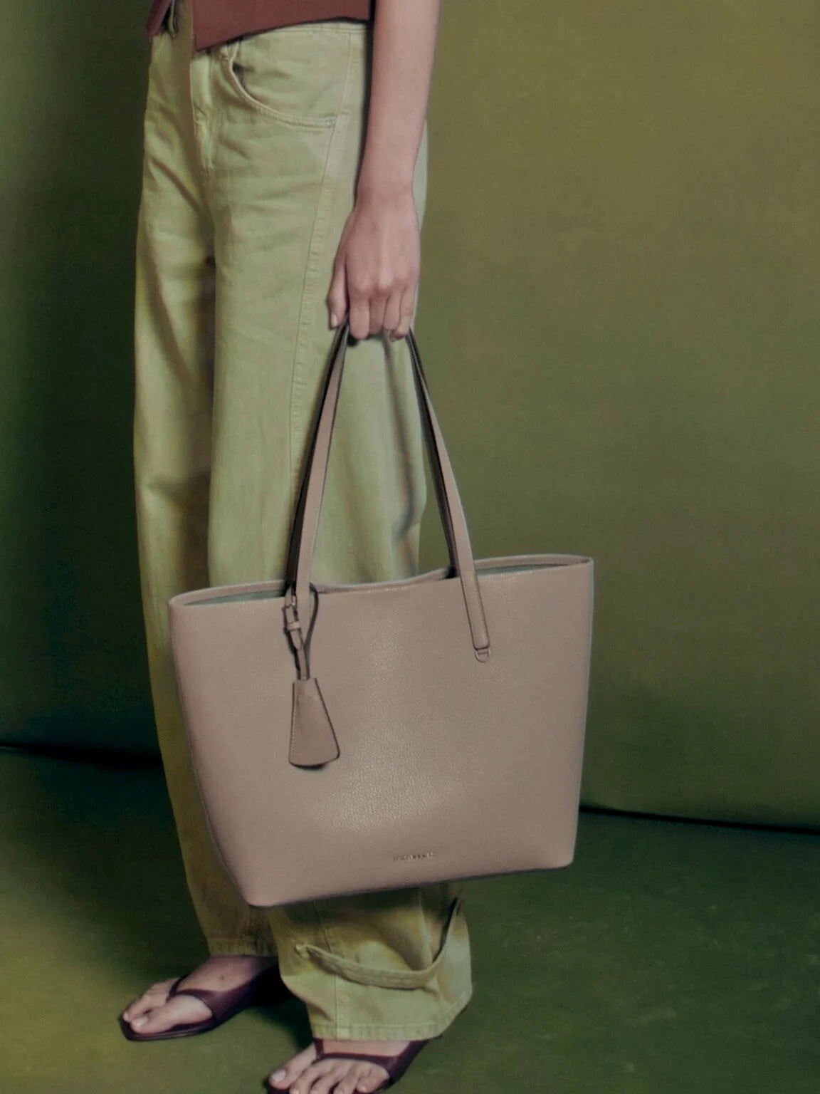 Taupe