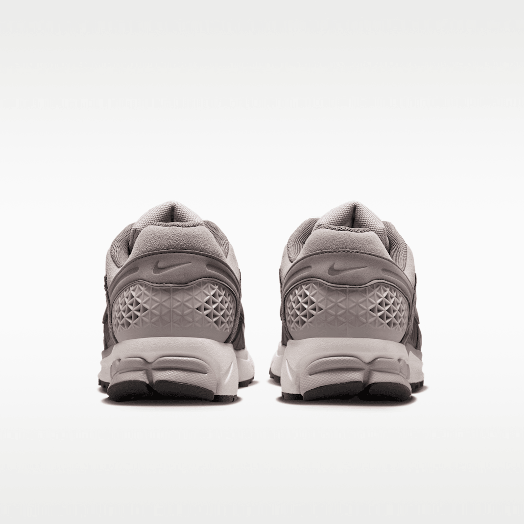 College Grey/Cave Stone/Sail/Medium Ash