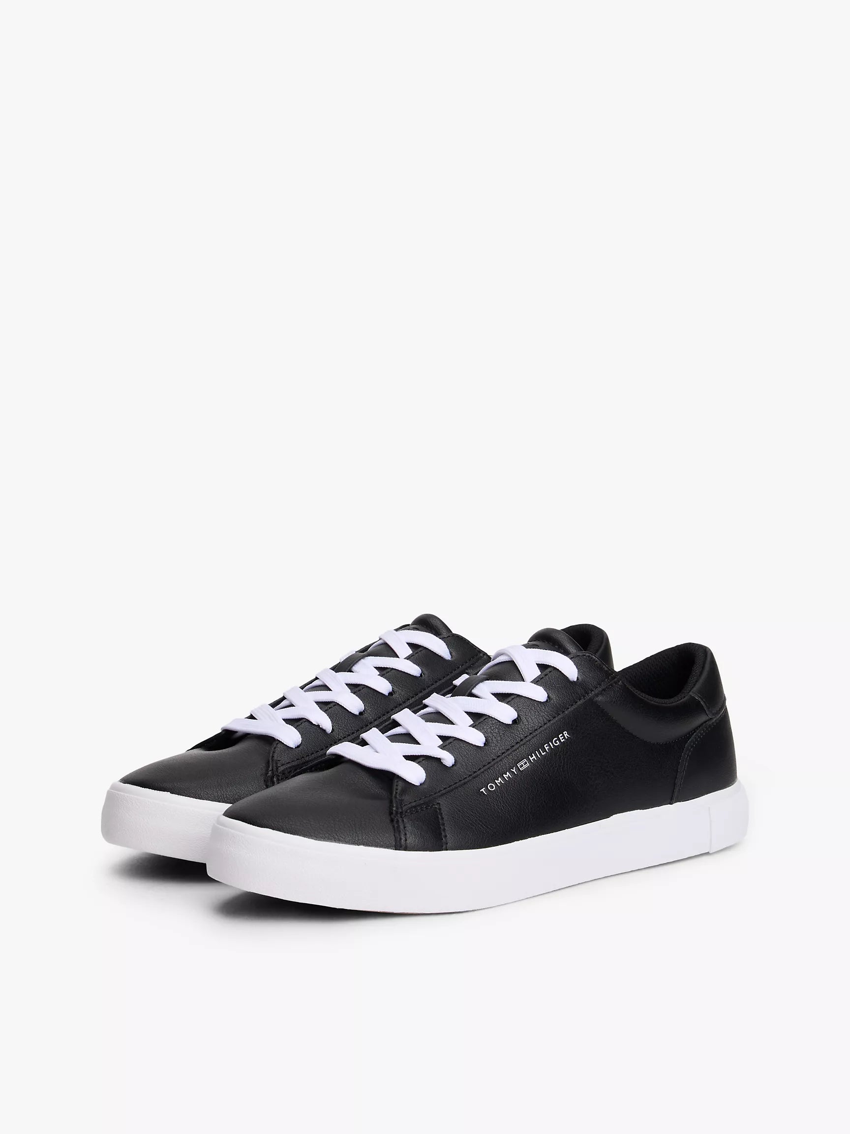 Black / White