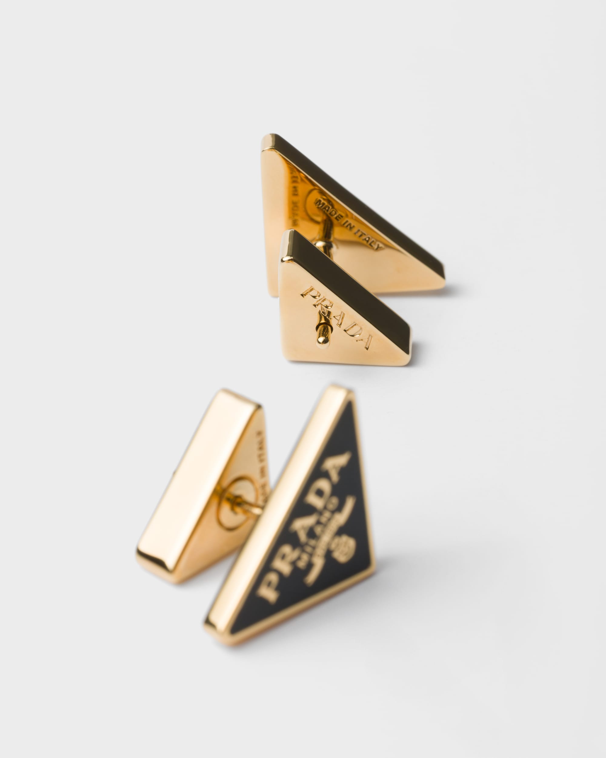 Dorado/Negro
