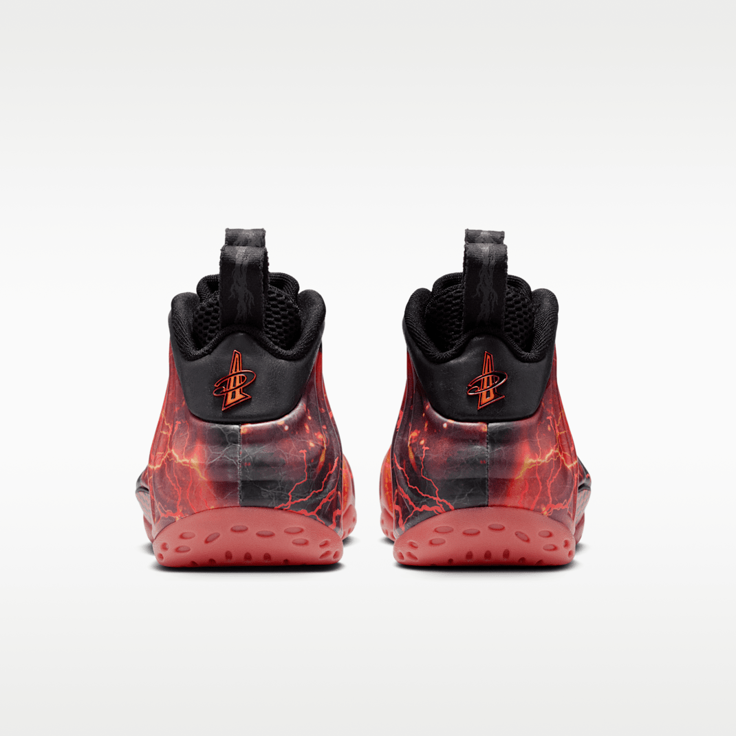 Black/Off Noir/Bright Crimson