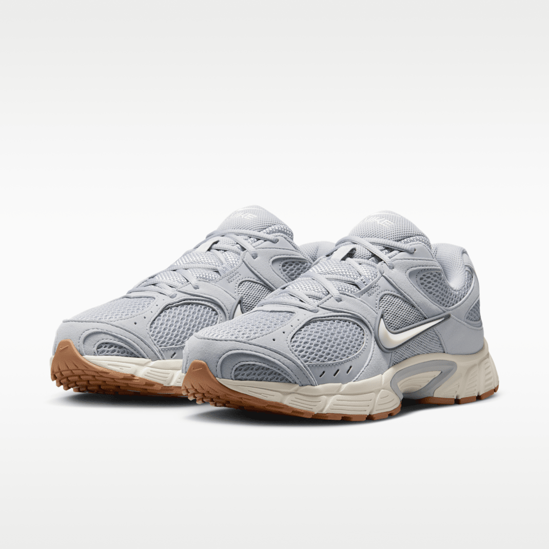 Wolf Grey/Gum Medium Brown/Phantom