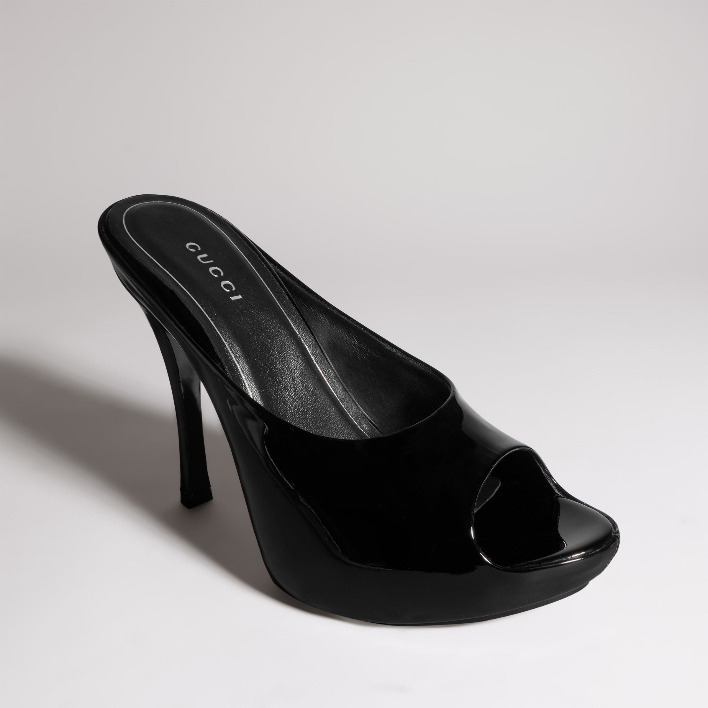 piel de charol negra