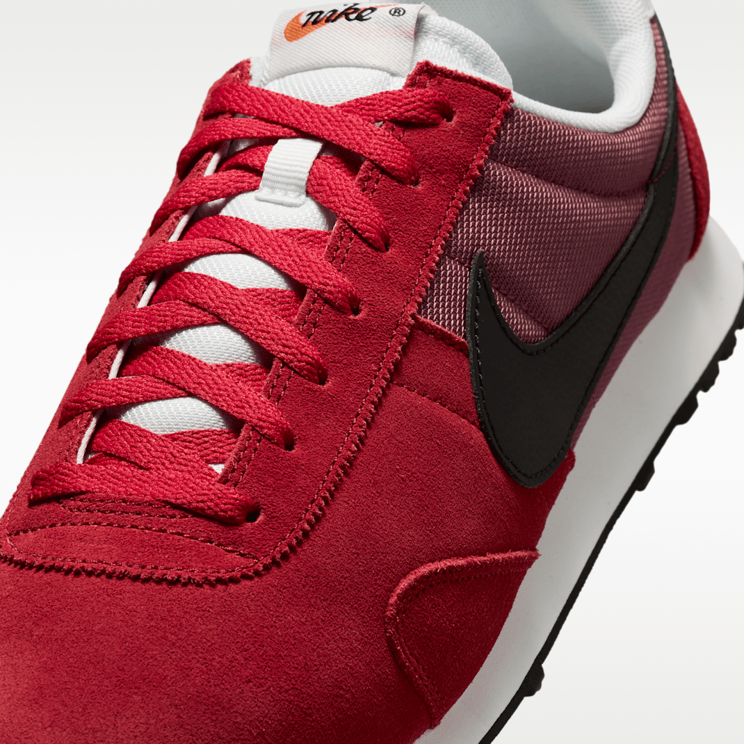 Gym Red/Port/Off White/Black