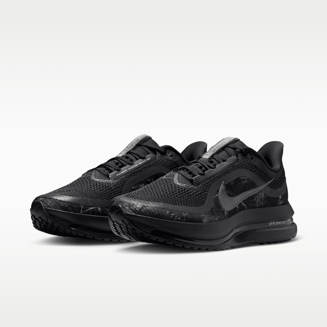 Off Noir/Black/Iron Grey/Metallic Dark Grey