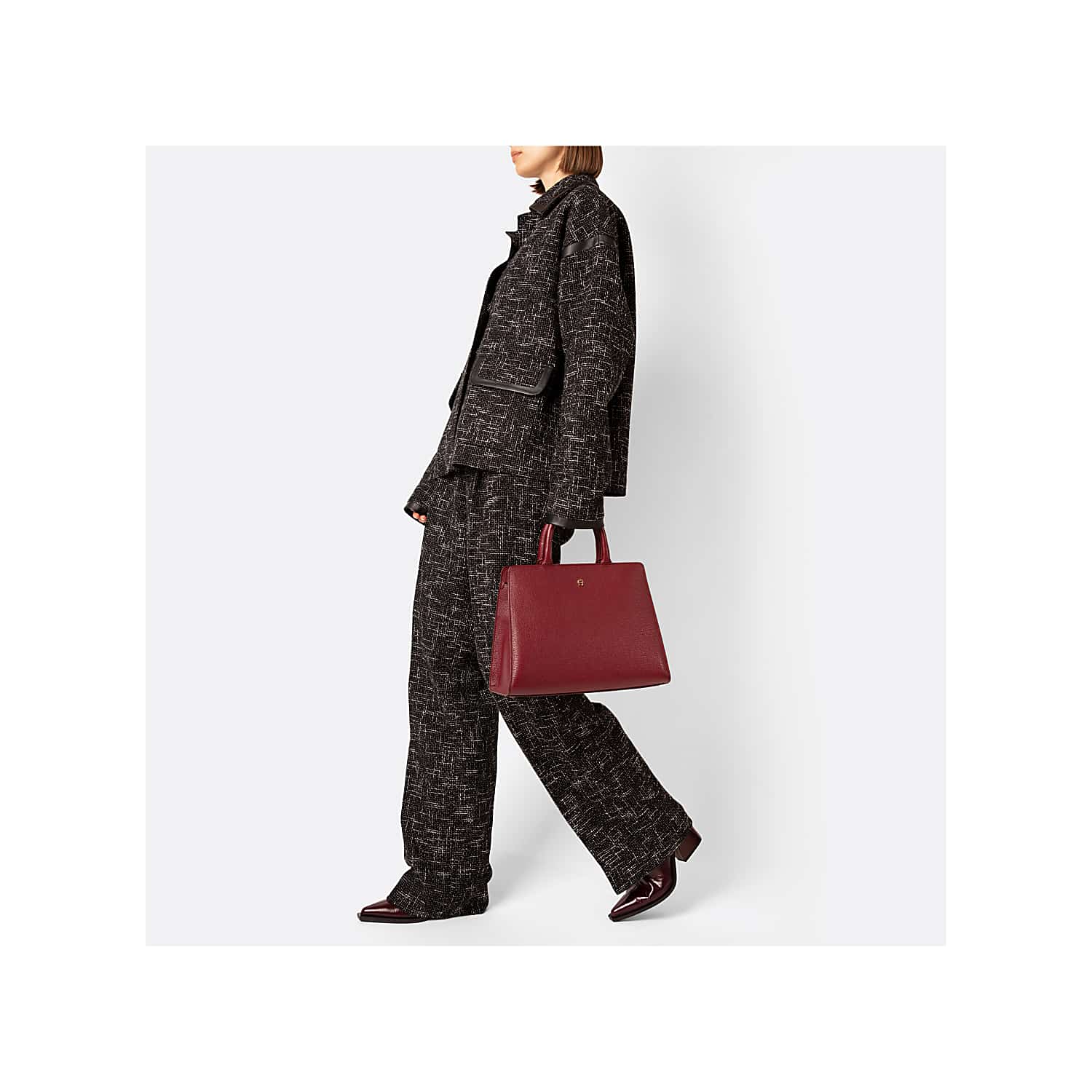 Cognac brown