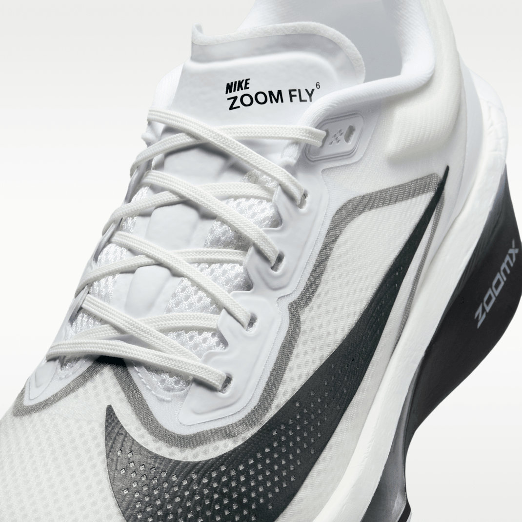 White/Smoke Grey/Metallic Silver/Black