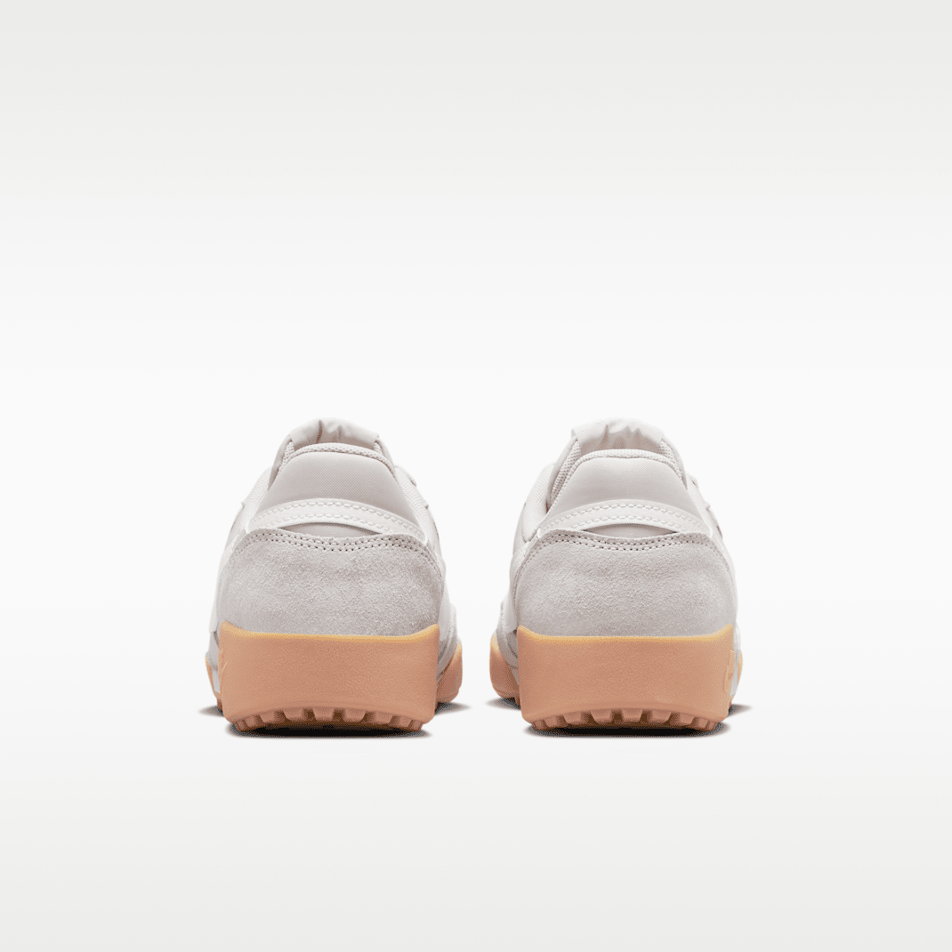 Light Orewood Brown/Gum Yellow/Sail