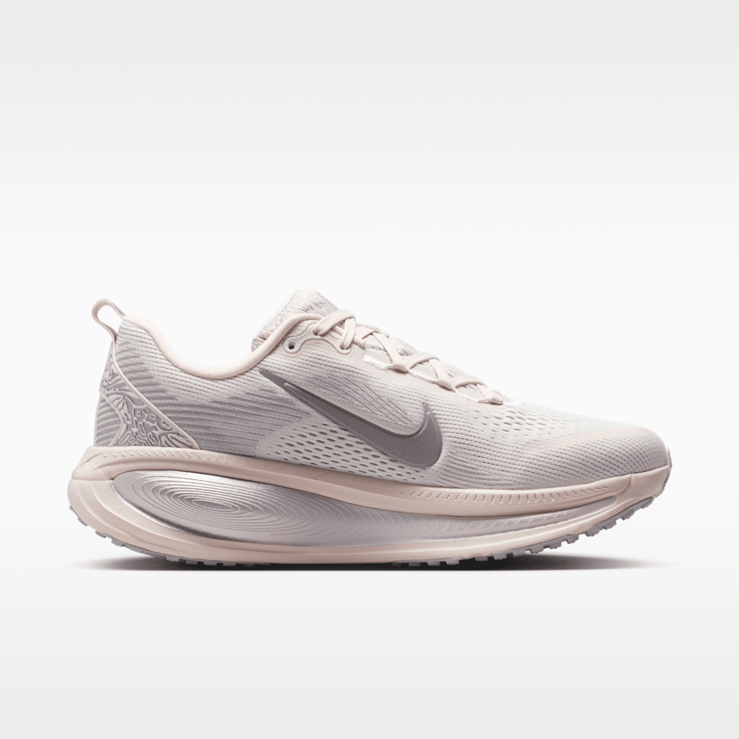 Phantom/Grey Fog/Metallic Silver/Summit White