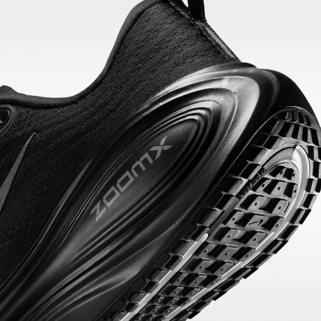 Black/Metallic Dark Grey/Cool Grey/Dark Smoke Grey
