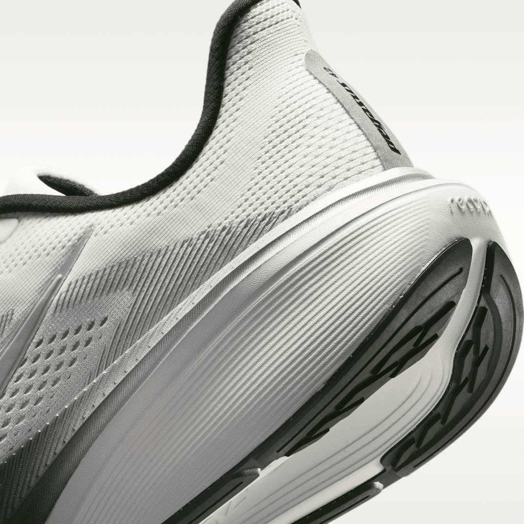 Summit White/Photon Dust/Black/Metallic Silver