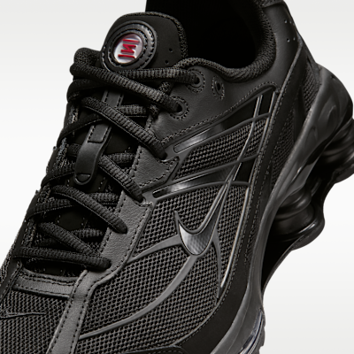 Black/Black/Black