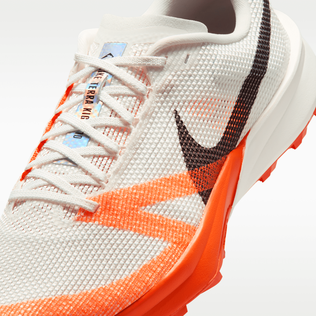 Summit White/Total Orange/Safety Orange/Black