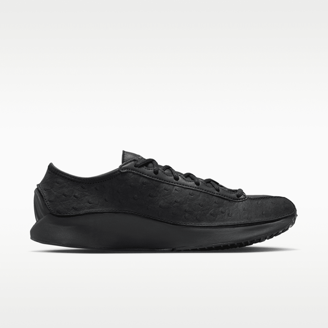 Black/Black/Black