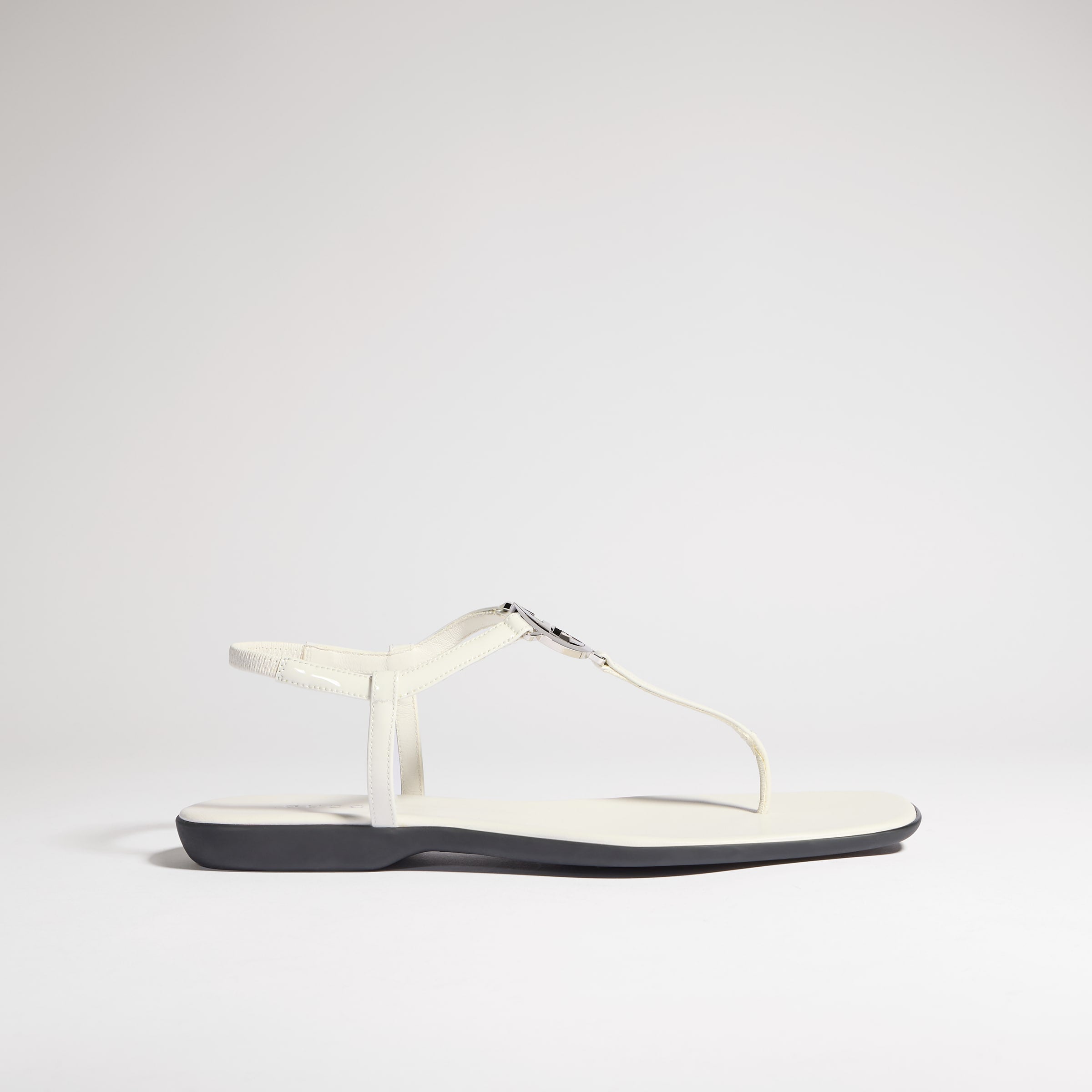 piel de charol blanca