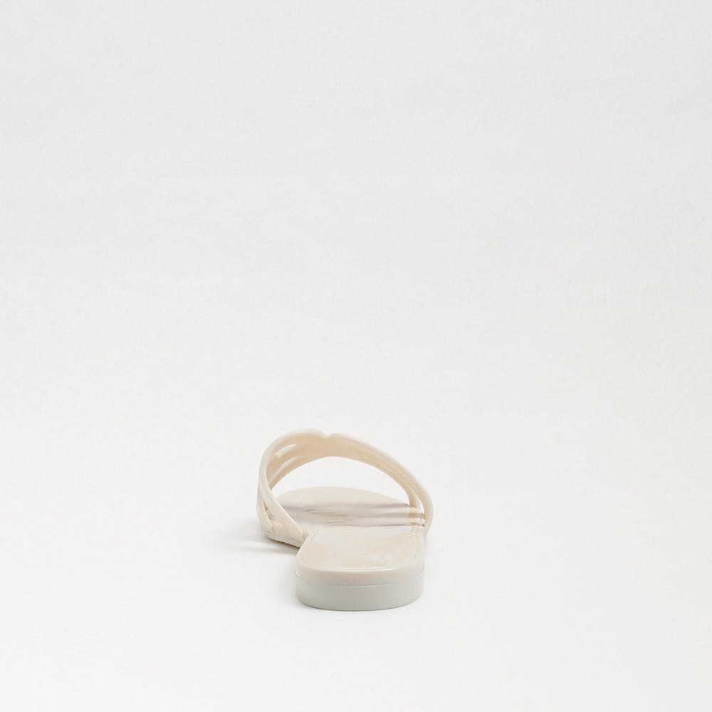 Modern Ivory Jelly