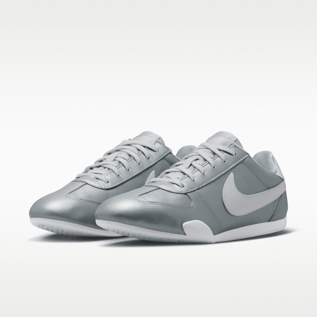Metallic Silver/Grey Fog/White/White