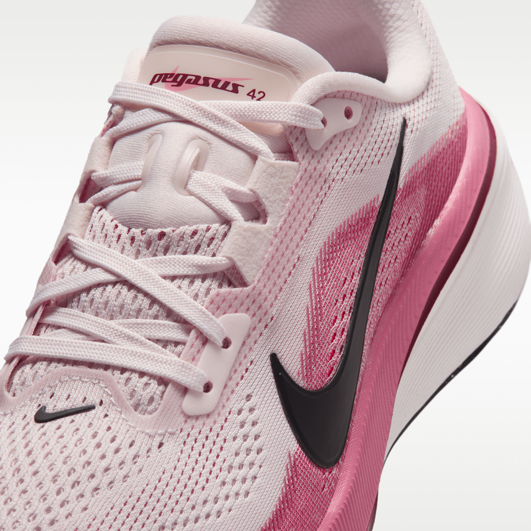 Pearl Pink/Peony/Team Crimson/Black