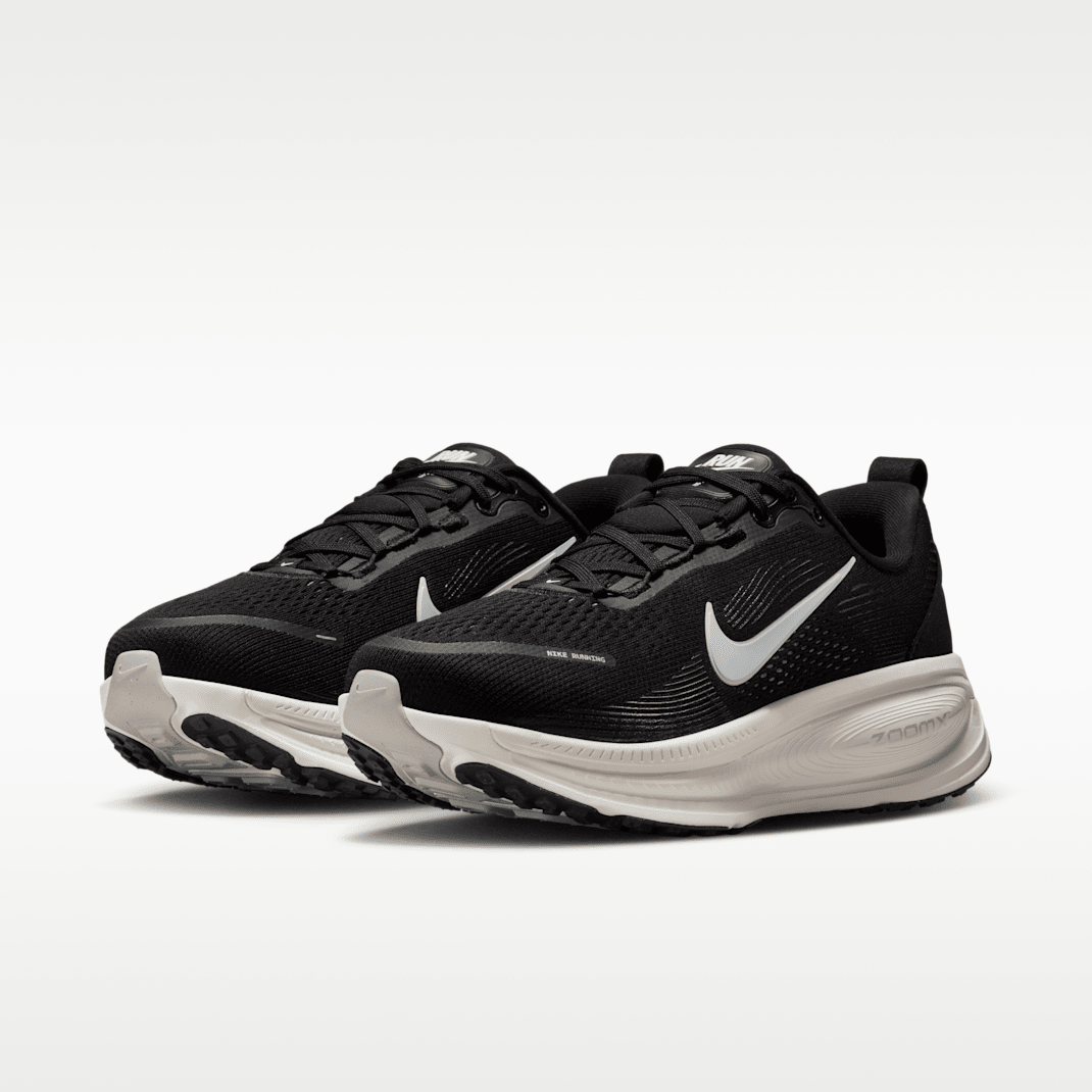 Black/Coconut Milk/Light Iron Ore/Summit White 2