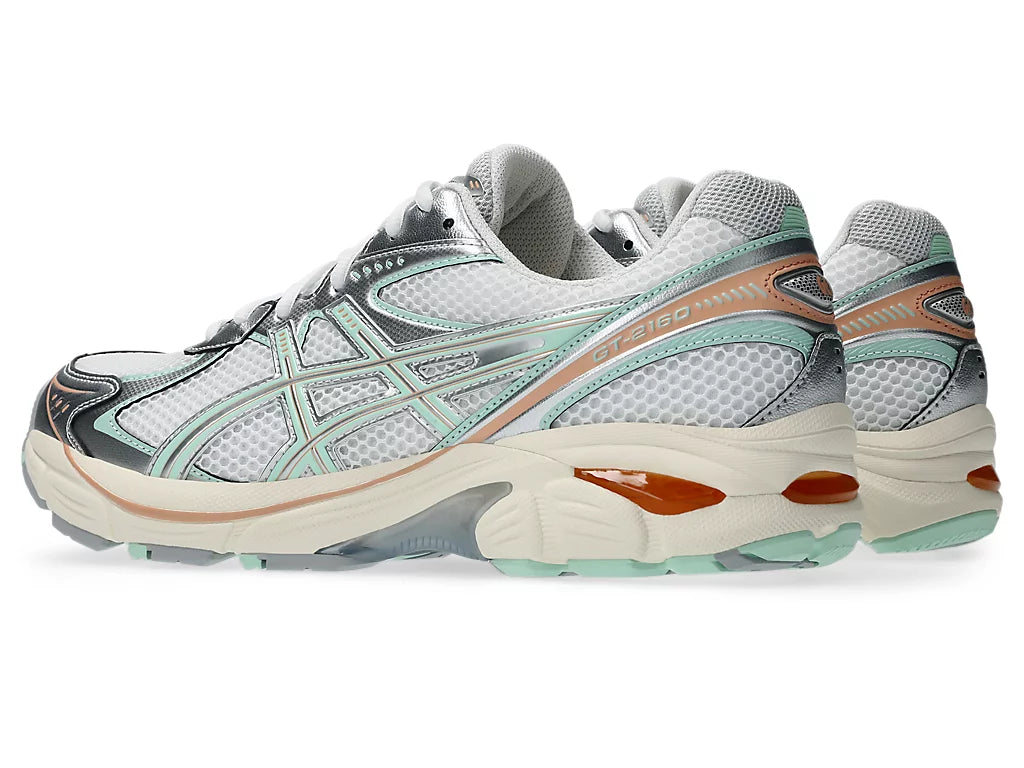 White/Mint Tint