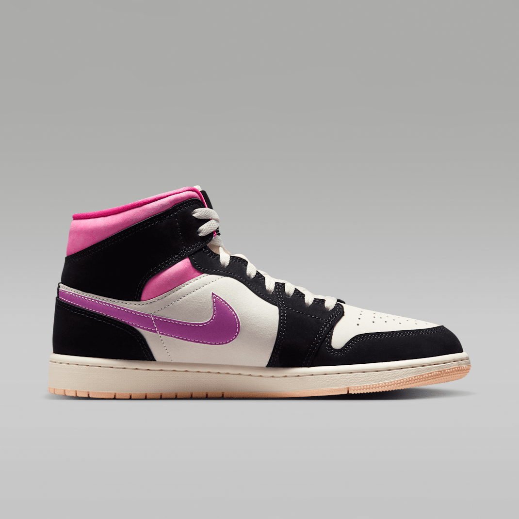 Black/Sail/Pinksicle/University Gold