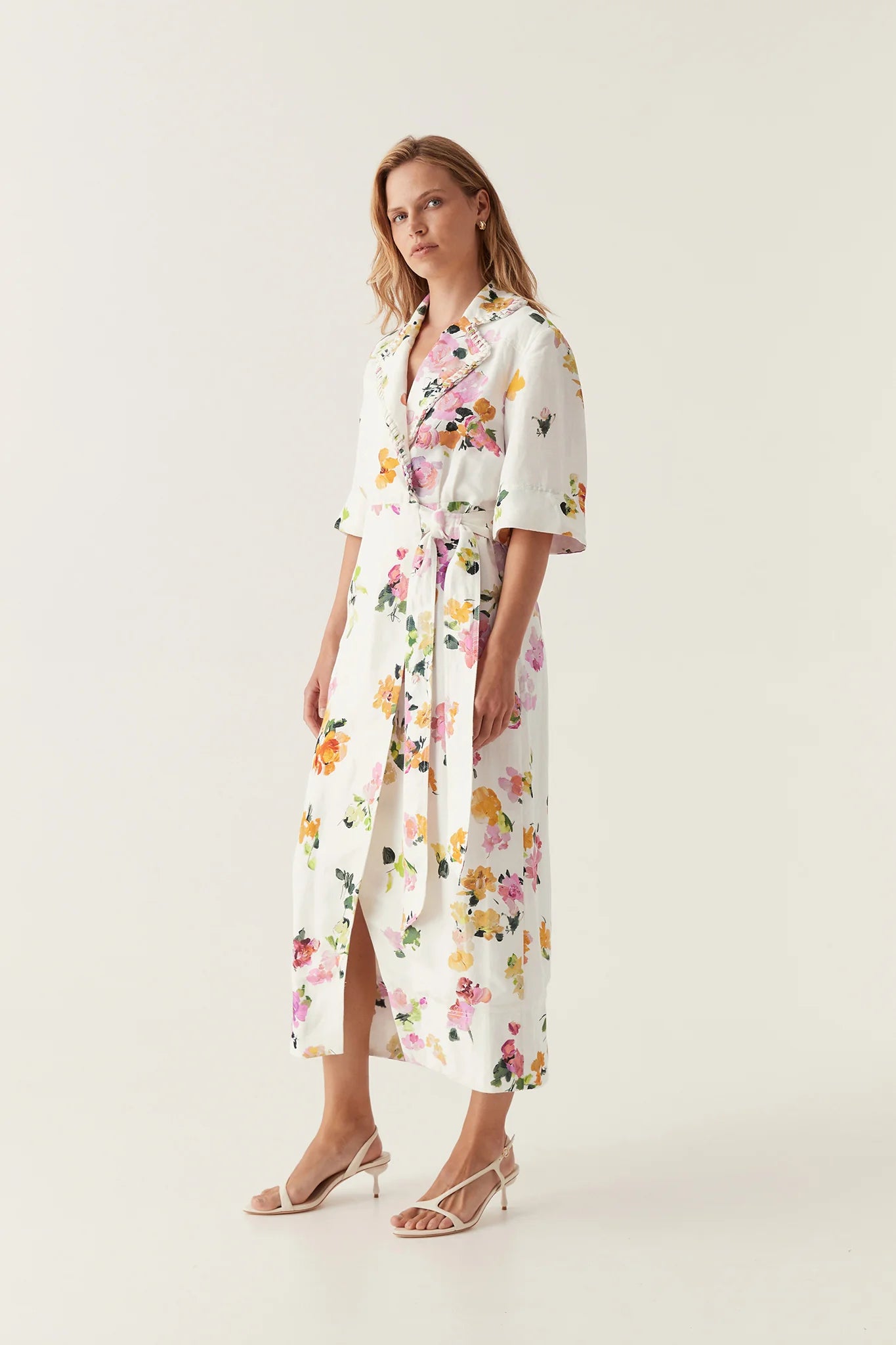 SCATTERED FLORAL
