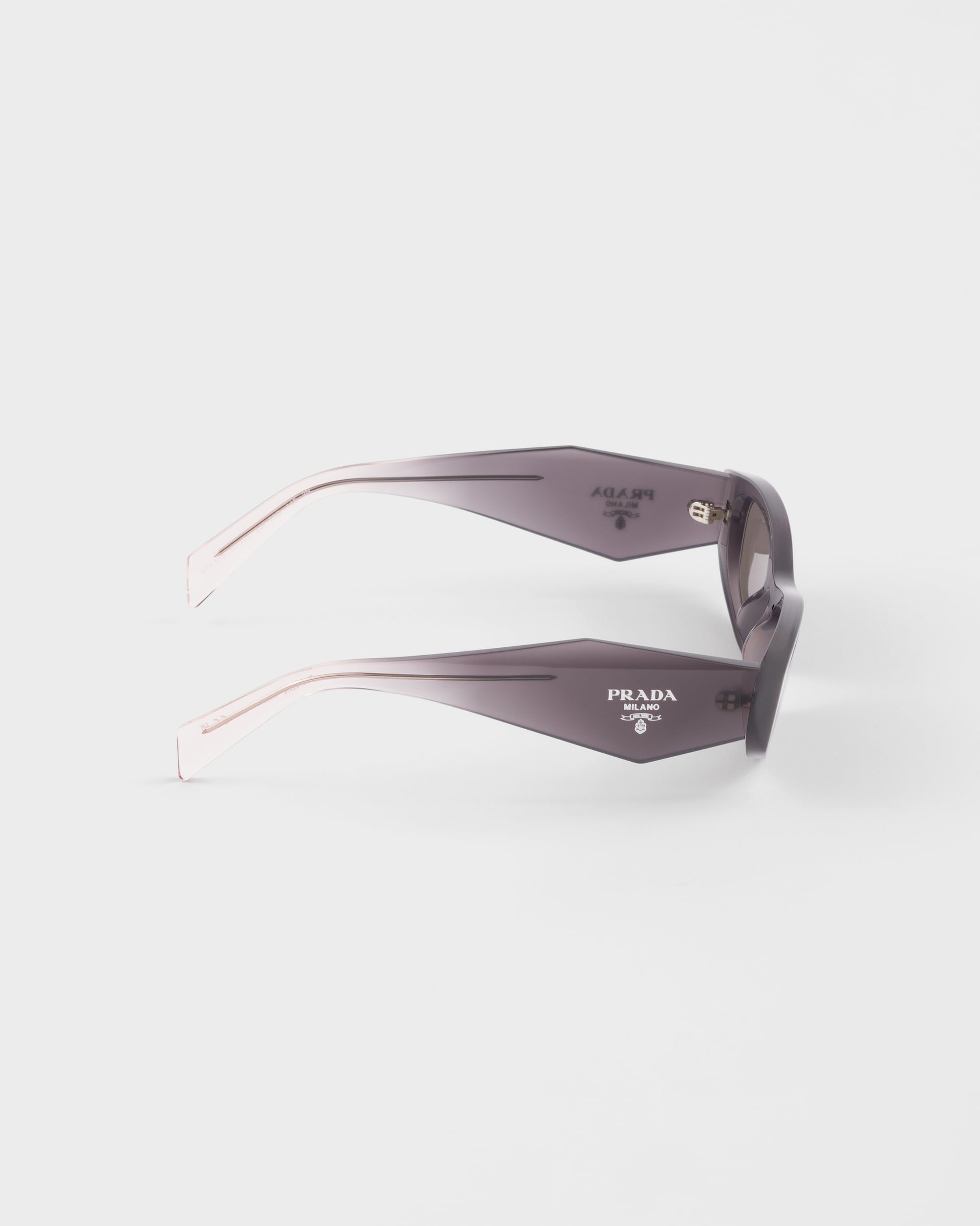 Lentes grises