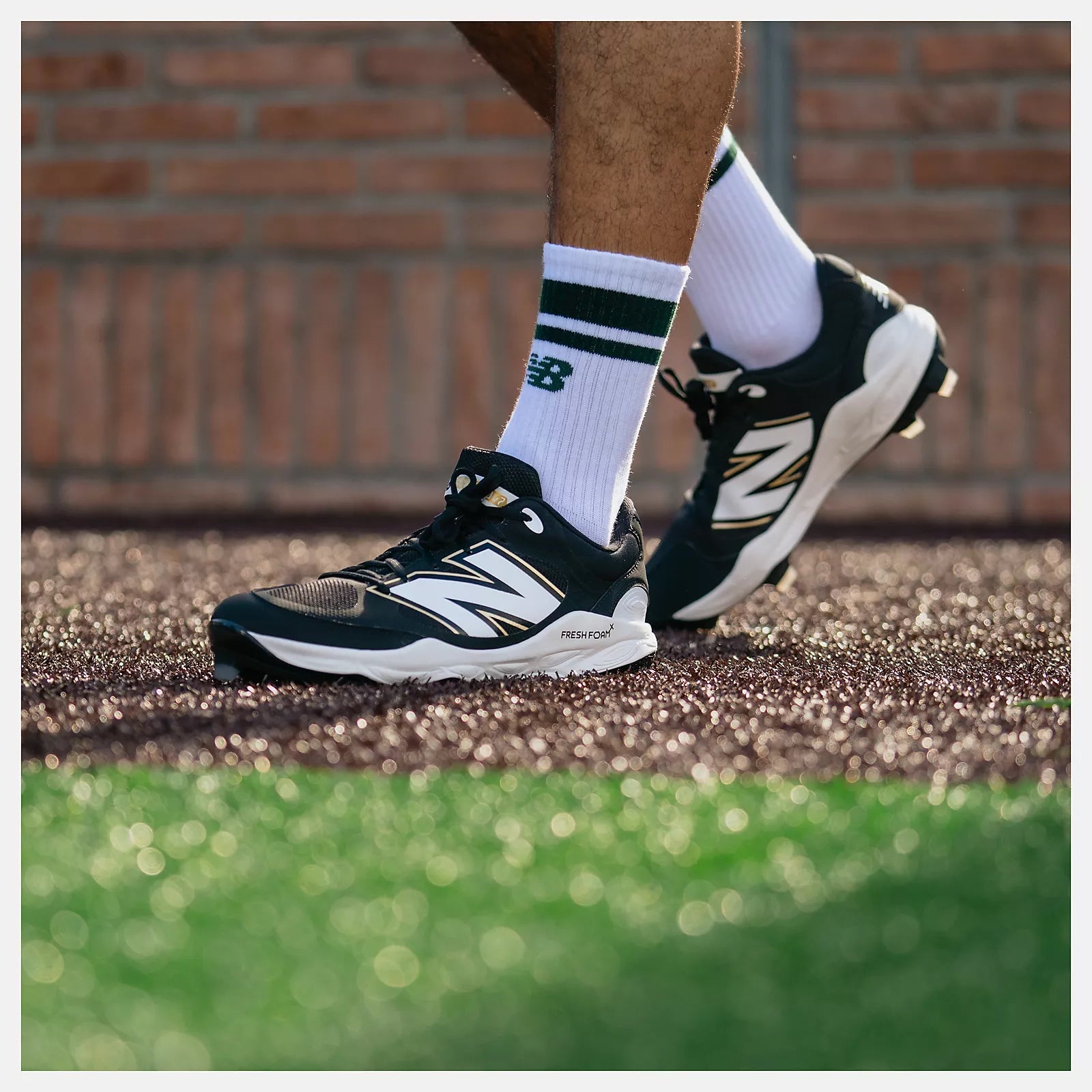 Black With Nb 103 White