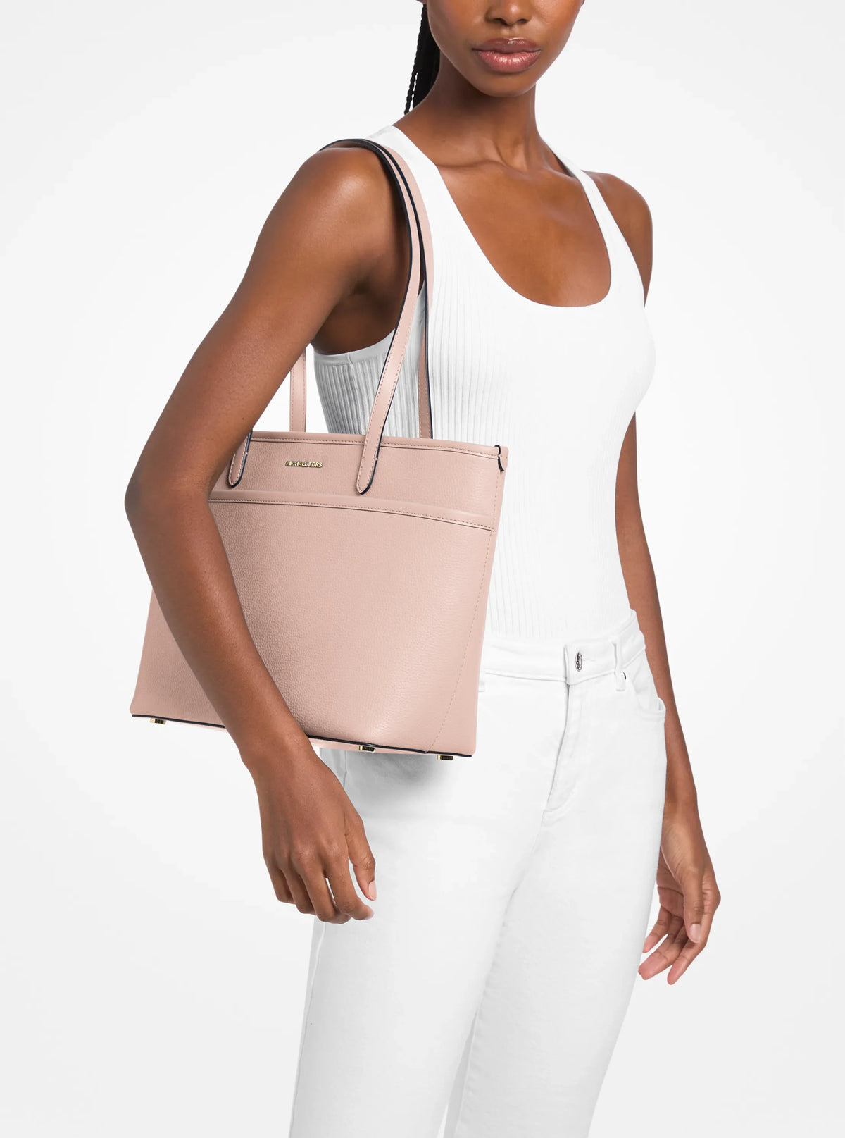 SOFT PINK