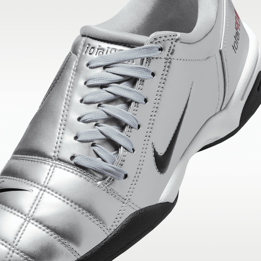 Metallic Silver/University Red/White/Black
