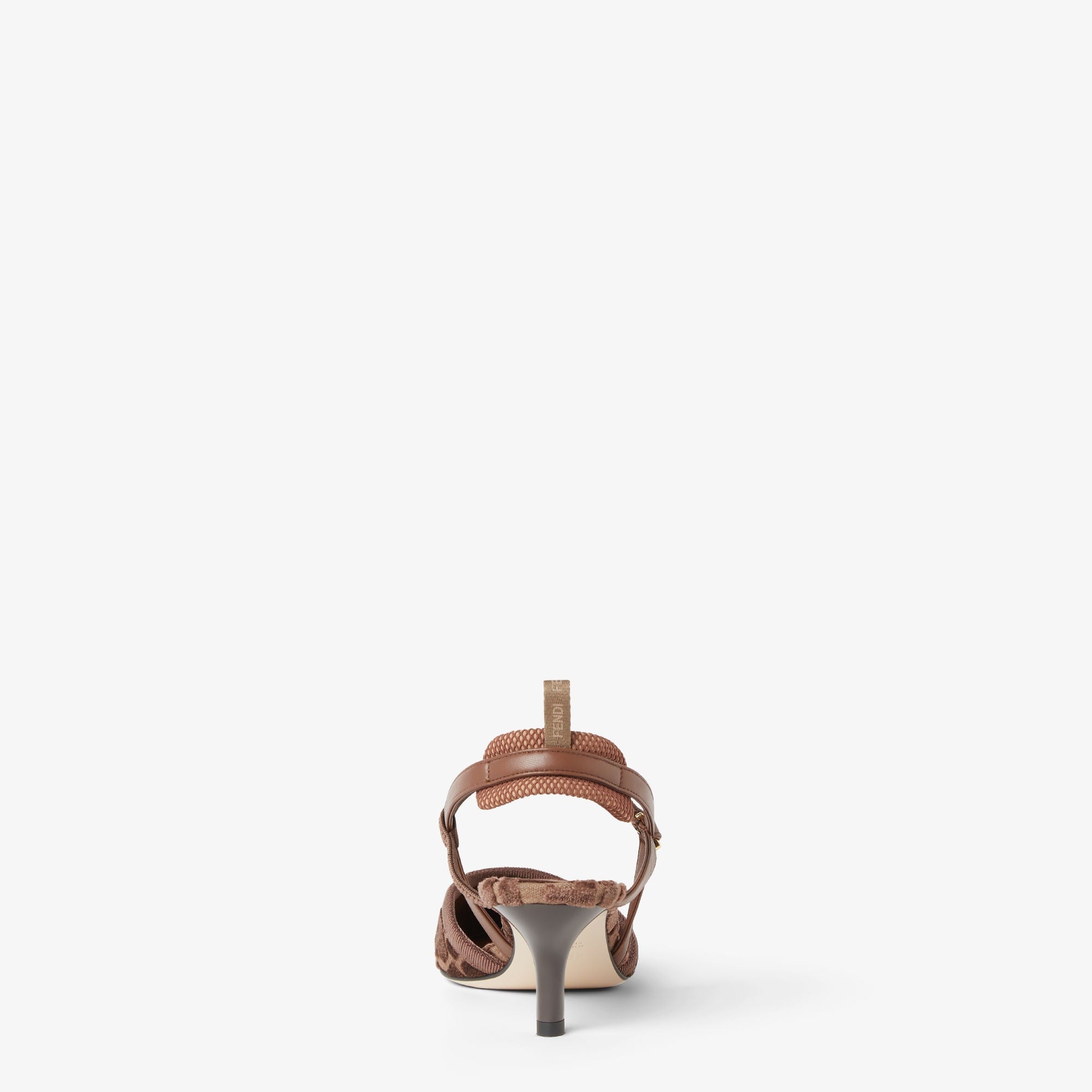 Marrón