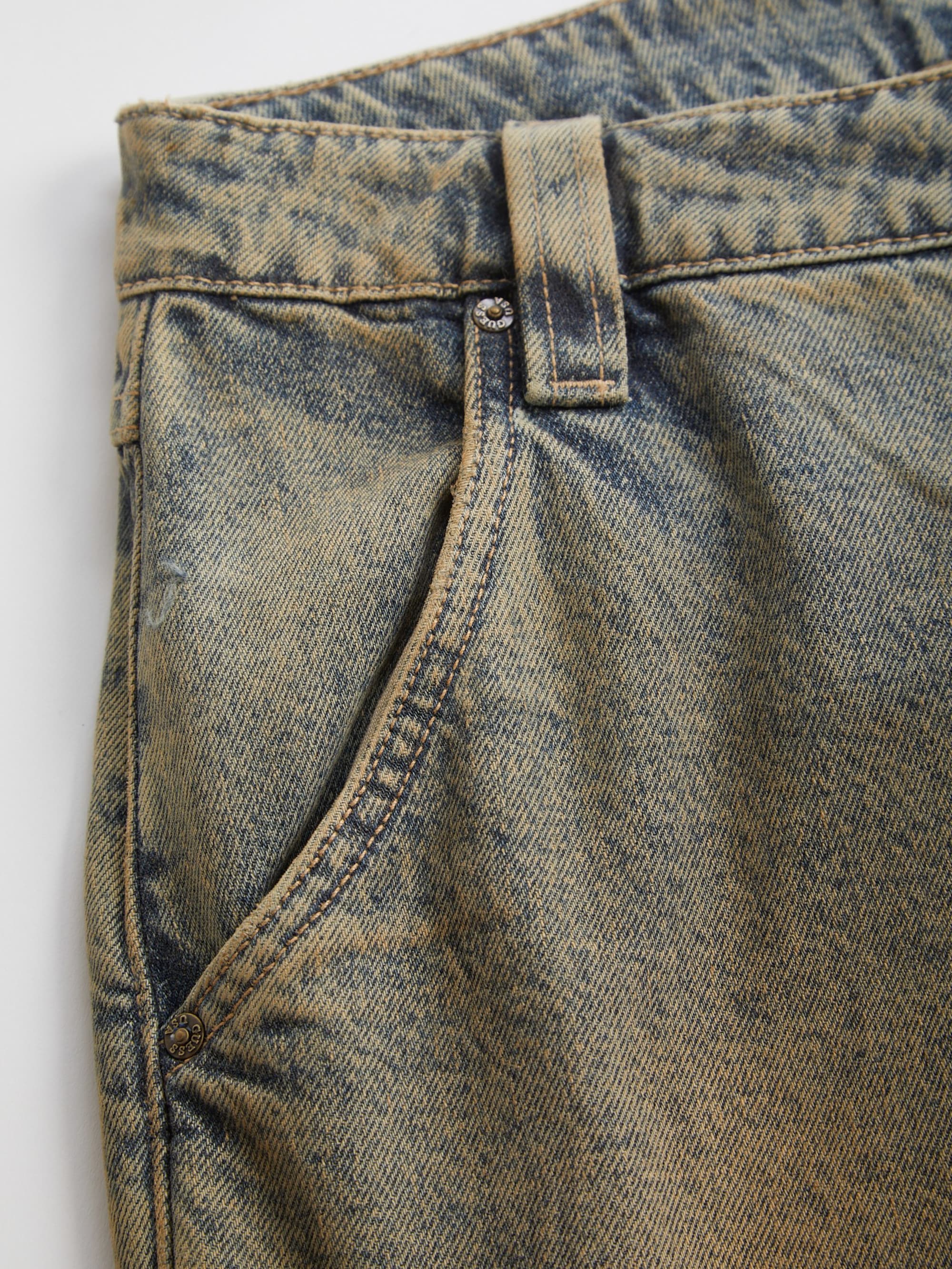 Gusa Coated Heavy Stained