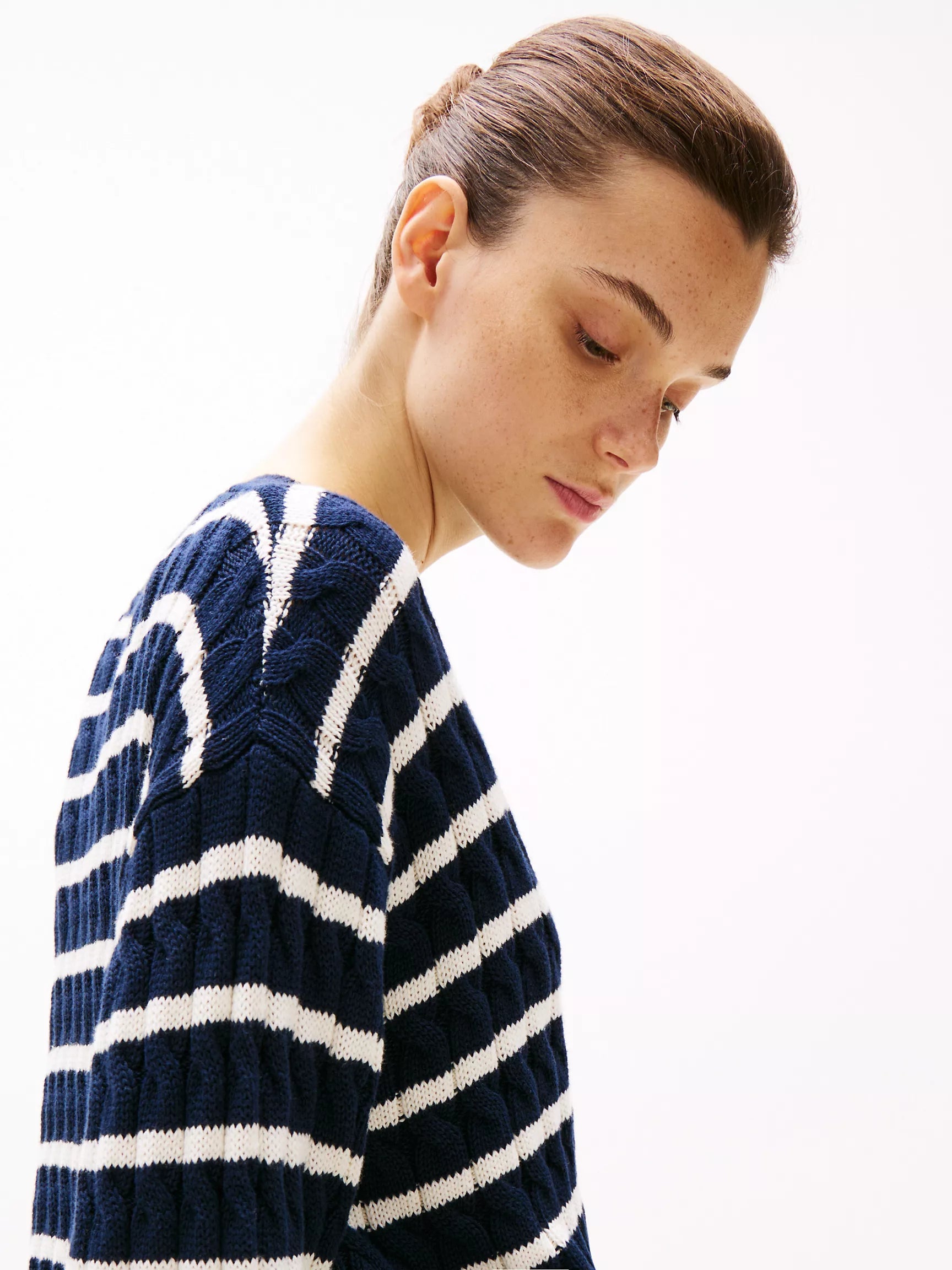 Ivory Petal / Dark Night Navy Stripe