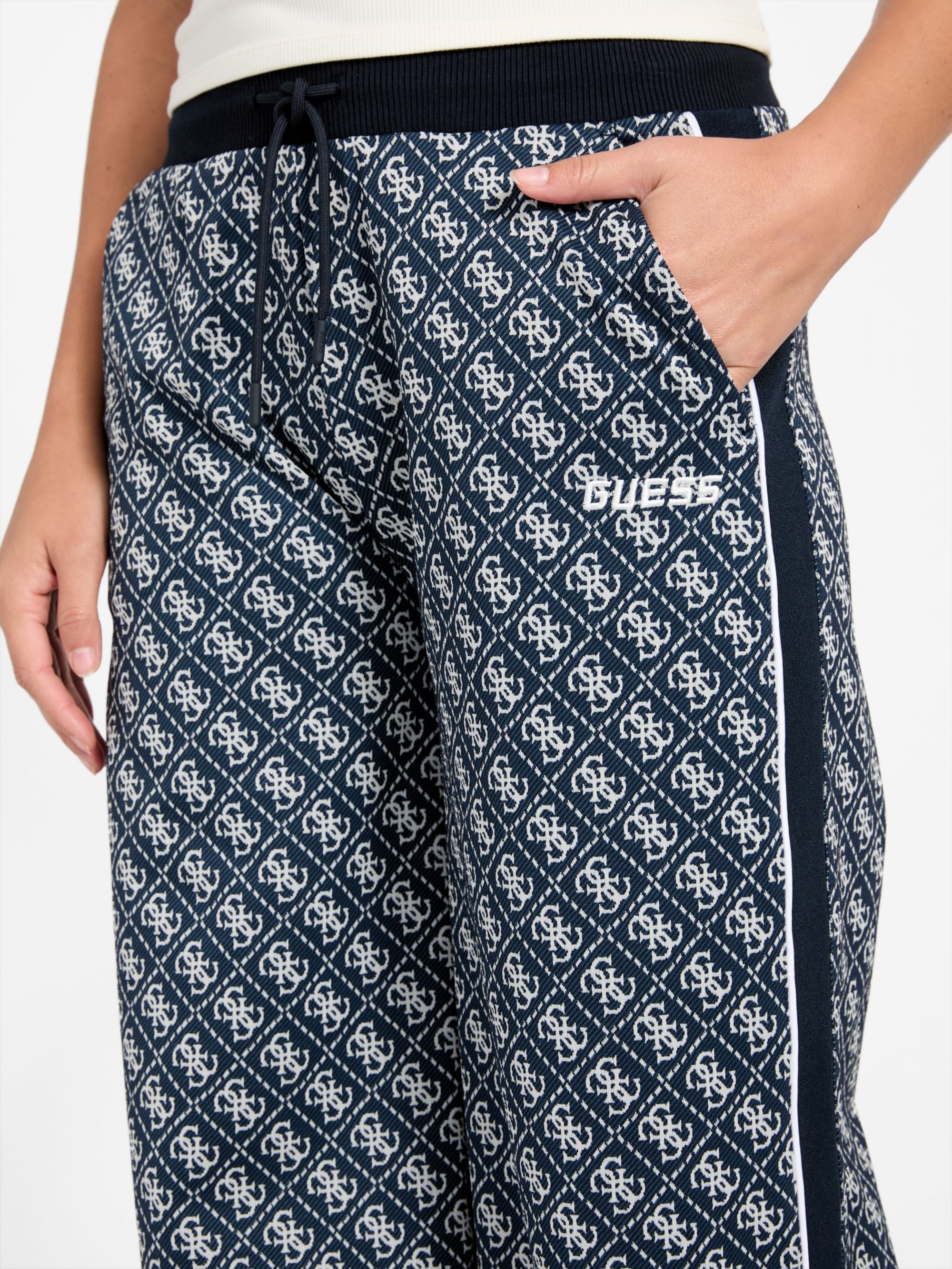 4G Rhombus Ocean Jacquard