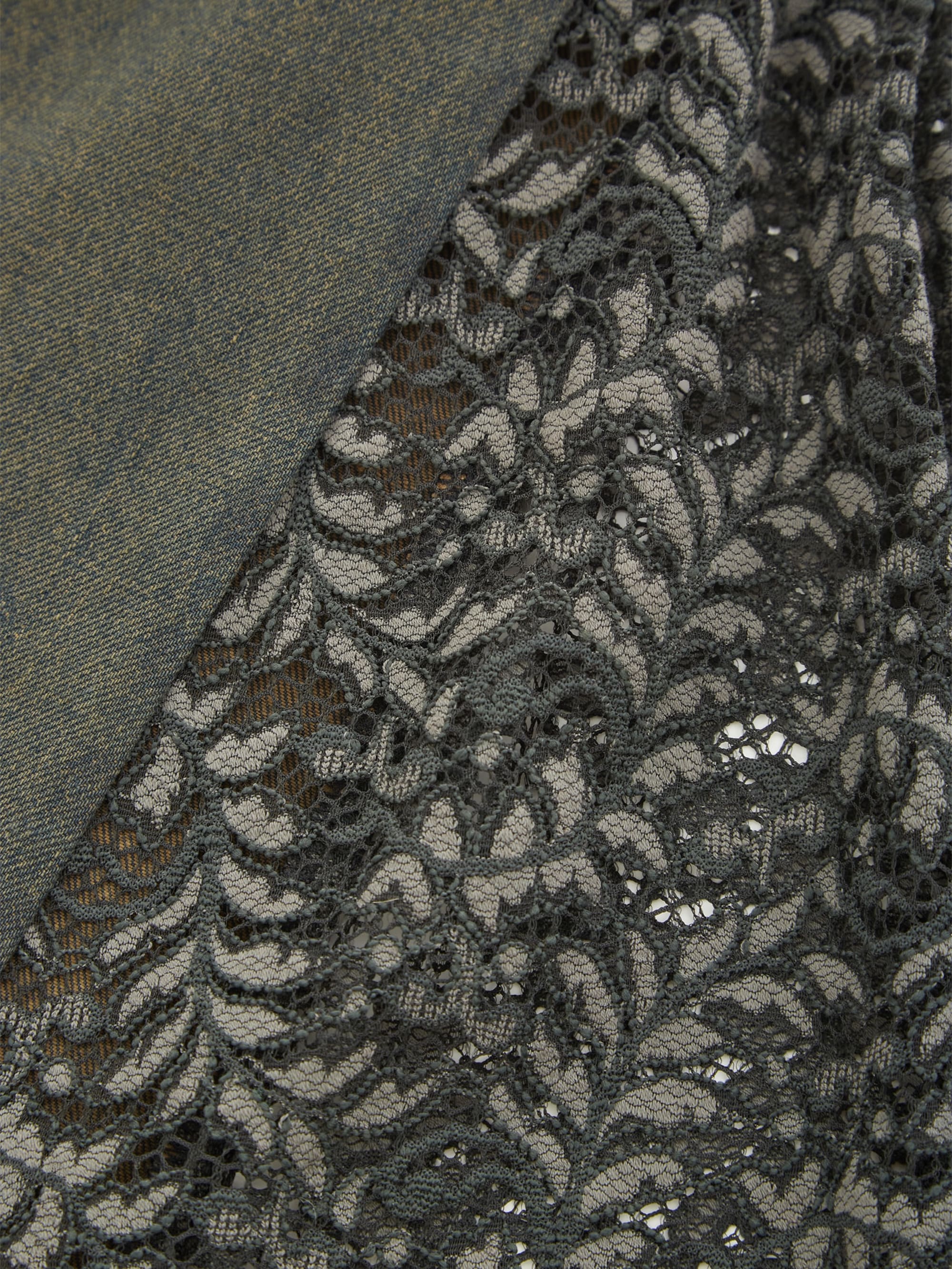 Gusa Tinted Stone Wash