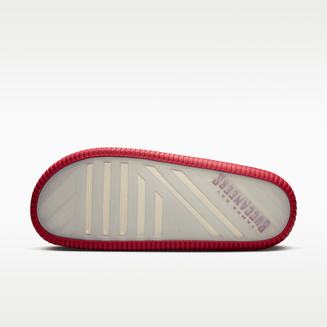 Sail/Deep Pewter/Gym Red