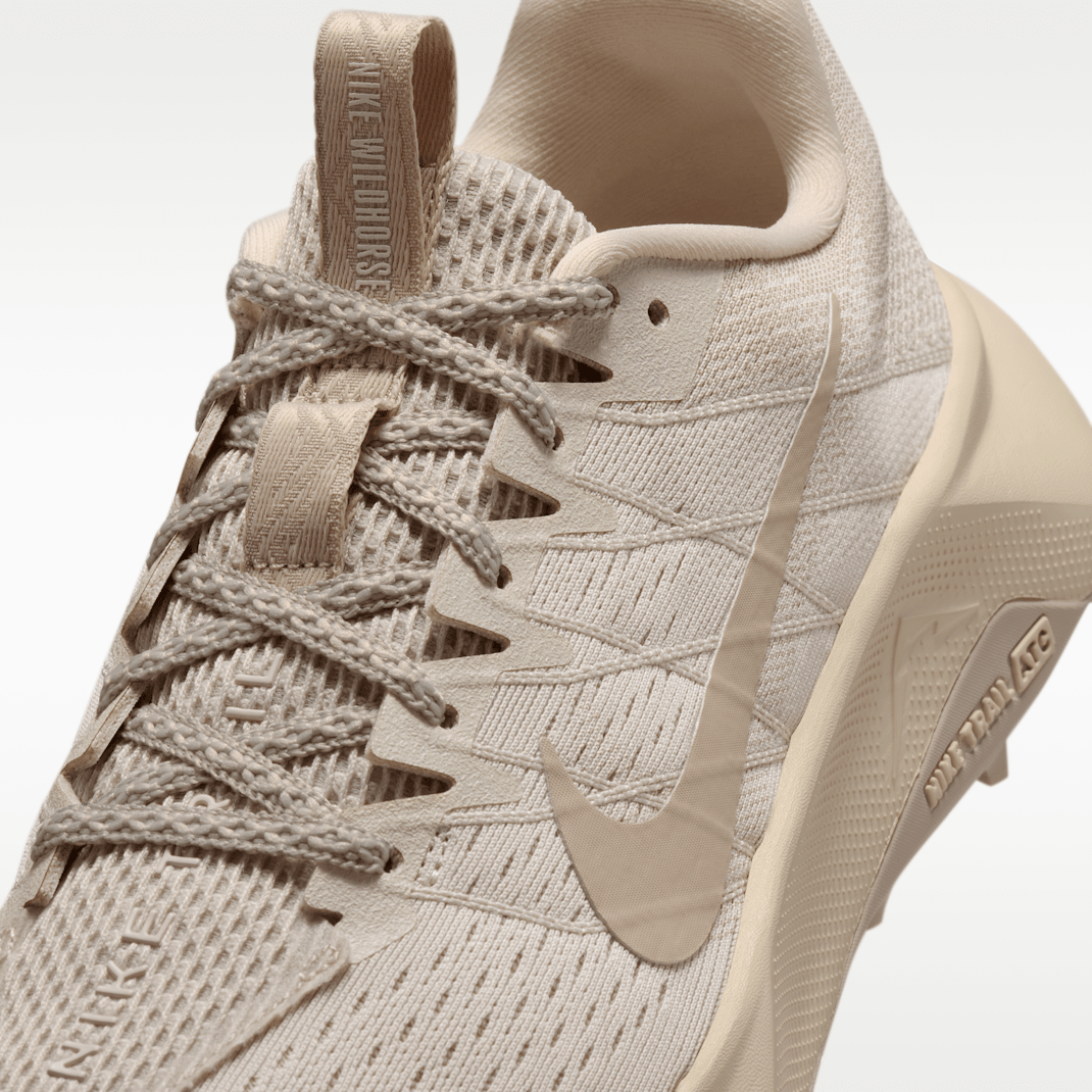 Light Orewood Brown/Safety Orange/Cream II
