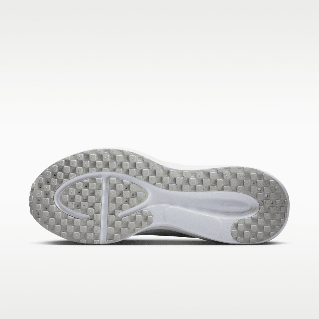 Summit White/White/Photon Dust/Metallic Silver