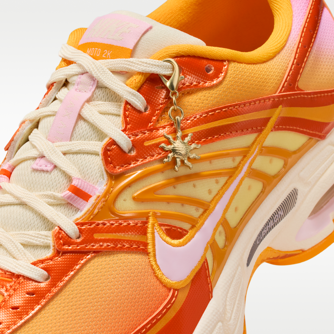 Orange Horizon/University Gold/Multi-Color/Pink Foam
