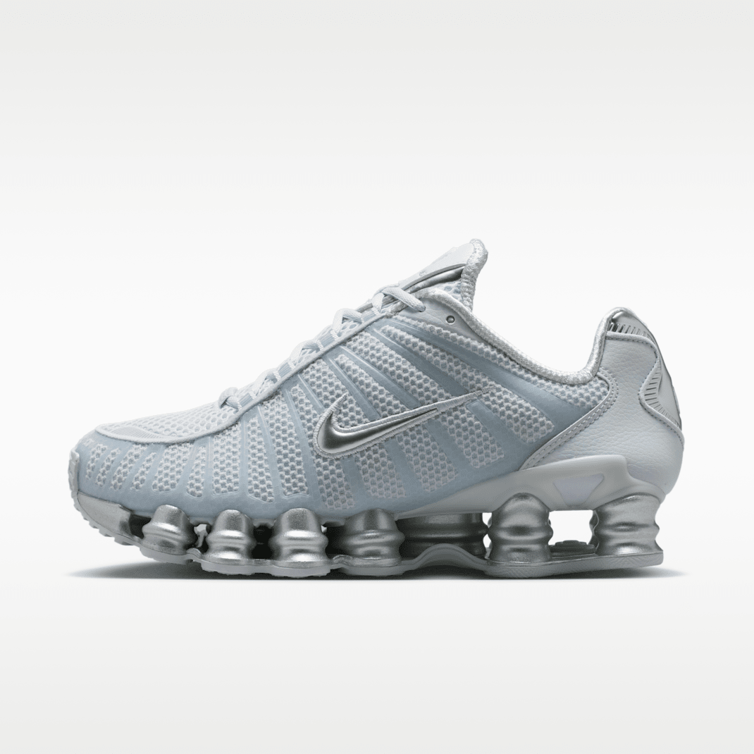 Pure Platinum/Metallic Silver