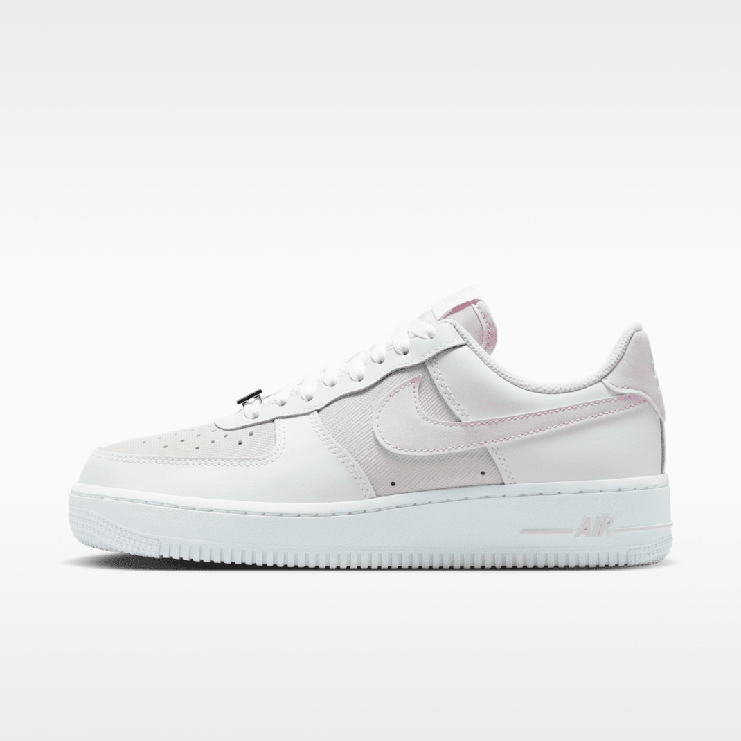 White/Metallic Silver/Bleached Lilac