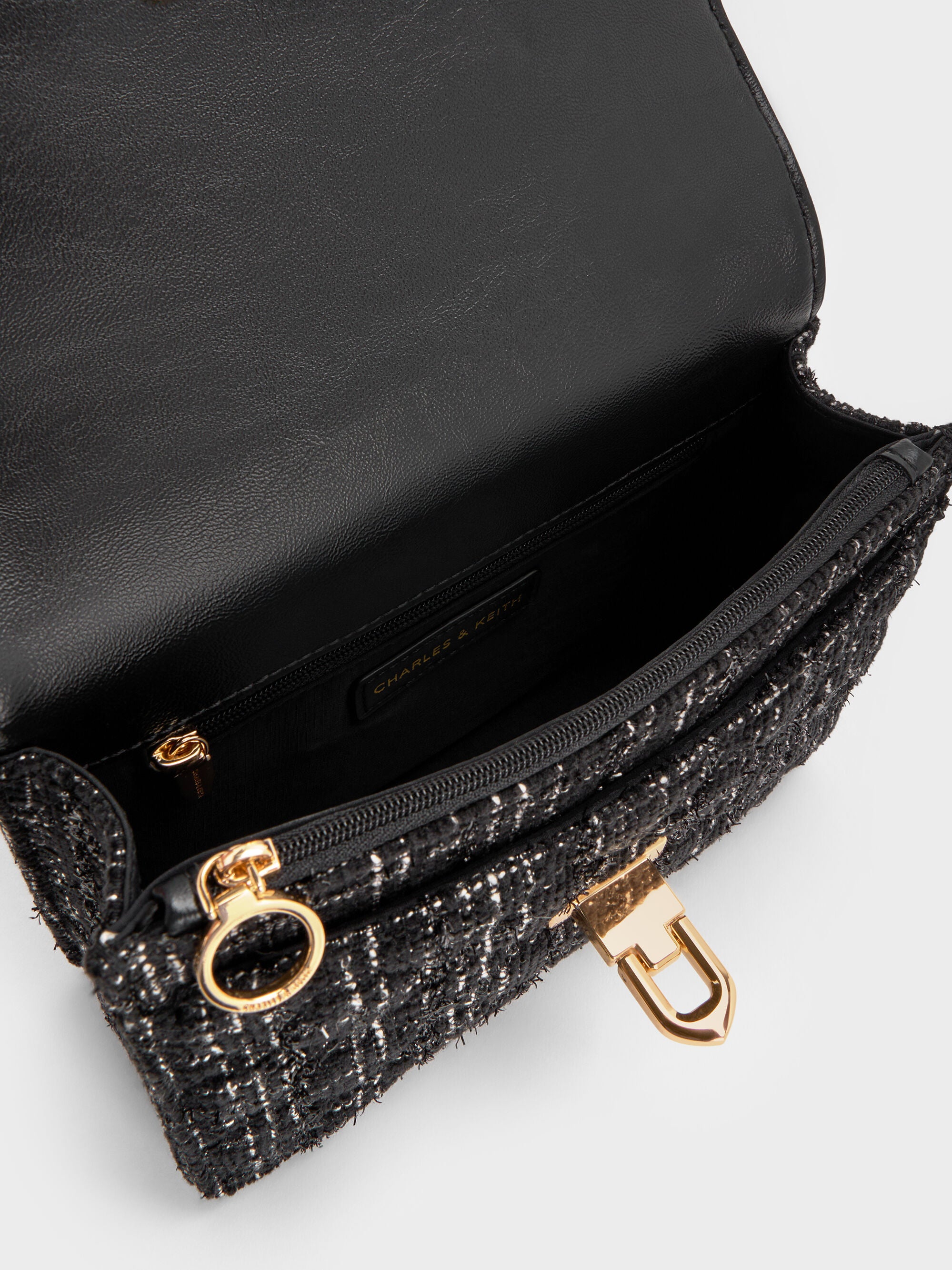 Black Tweed